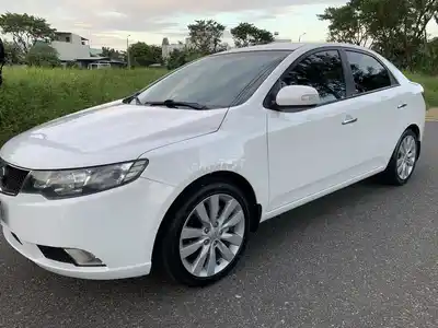 Kia Cerato, импортная, автомат
