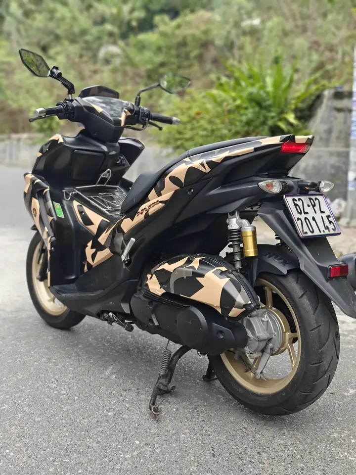 YAMAHA NVX V2 SMARTKEY, ABS