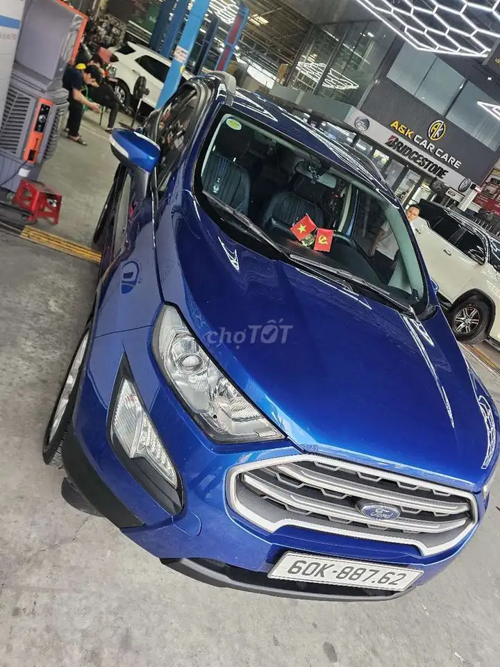 Ford Ecosport 2018 автомат 120000 км синий