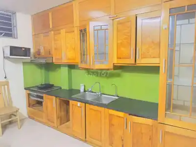 Дом 5 этажей, ул. Дои Кан, Бадинь, 40 м², 5 спален, с мебелью