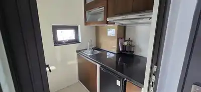 Аренда квартиры с балконом, район Винь Хоа