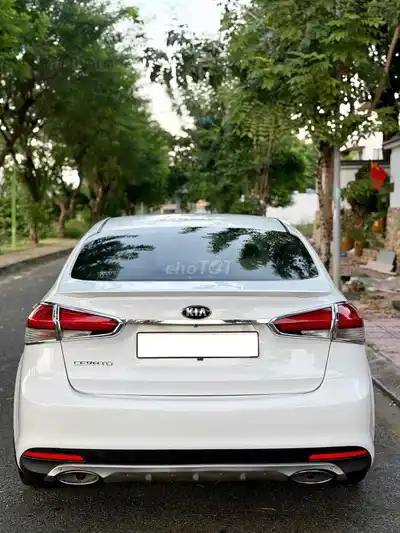 Kia Cerato 2018 1.6MT 70 тыс. км Белый