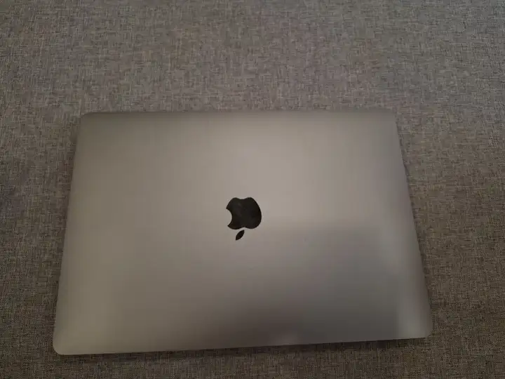 MacBook Pro 13" 2019