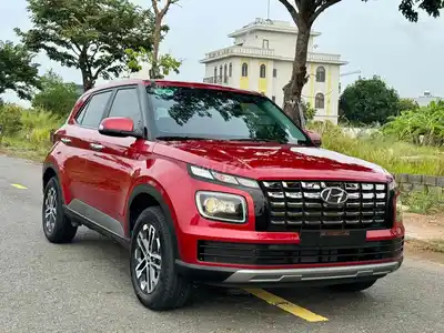 Hyundai Venue 1.0 Turbo 2024 Красный автомобиль 1,4 K
