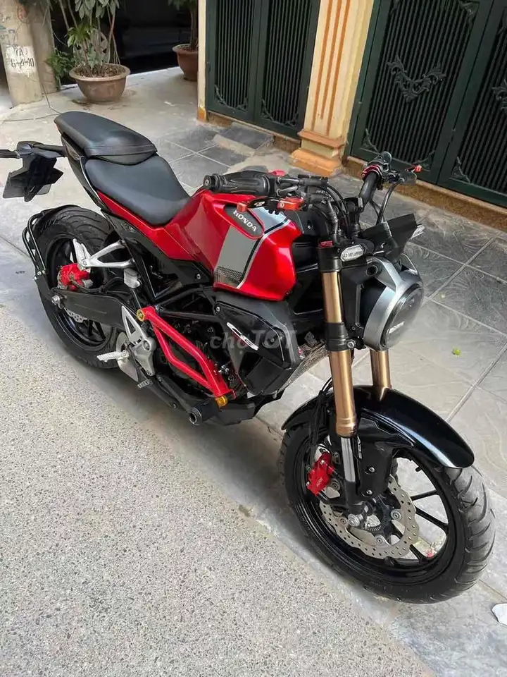Honda CB150R ABS FI 2023 Красно-серый б/у