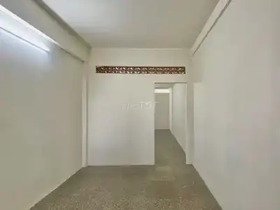 Недорогая комната рядом с Технологическим парком (Khu CNC) в 9-м районе