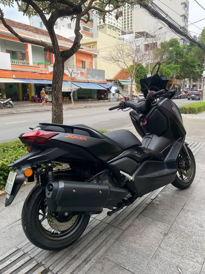 Yamaha X-Max 300 2023