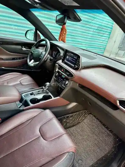 Hyundai Santafe Полная комплектация бензин 2019 Красный