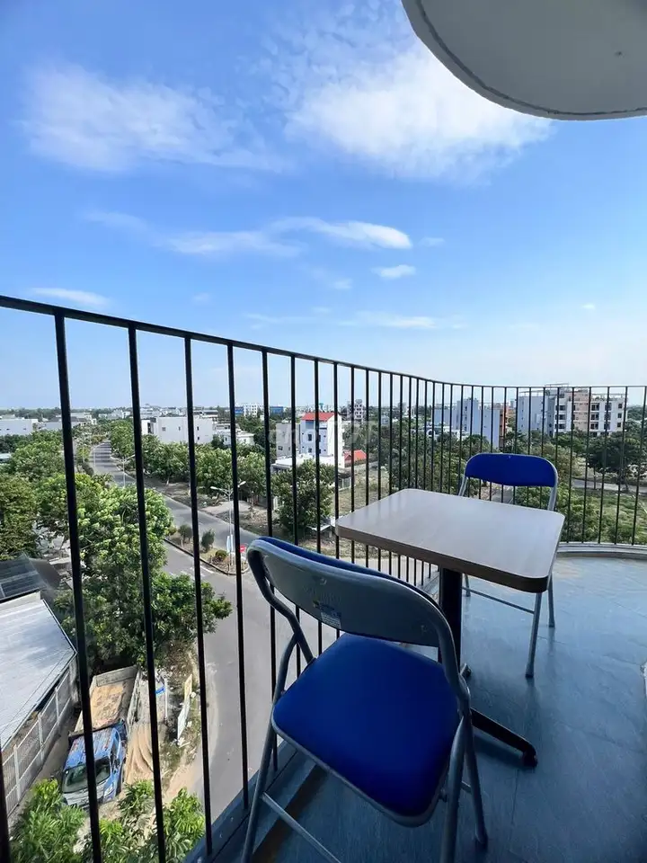 1-комнатная квартира, 60м², сквозной балкон