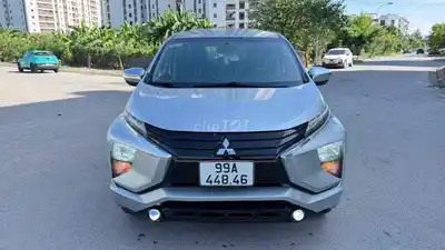 Mitsubishi Xpander 2019 МКПП Серебристый 7 мест
