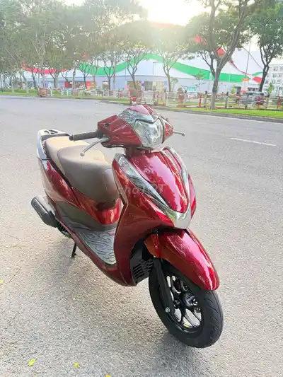 Honda Lead 2020, LED-фары, 2 такта, родной мотор, тихий, едет отлично