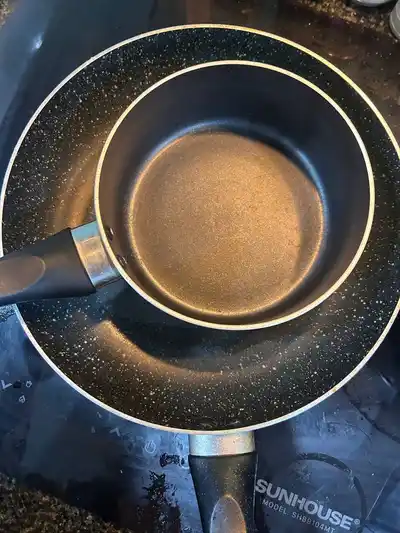 Кухонная утварь и посуда