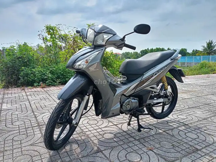 Honda Future 2017 серый, родной, тихий, документы в порядке