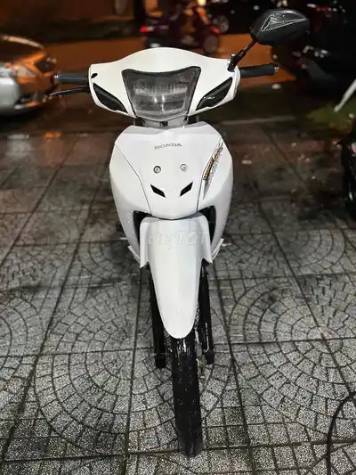 Honda Wave 50cc, белый, б/у