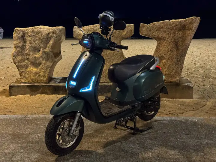 Байк Vespa-style ESPERRO 50cc