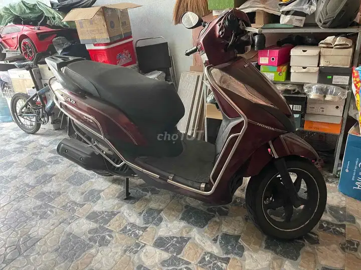 Honda Lead 2014, женский, красный