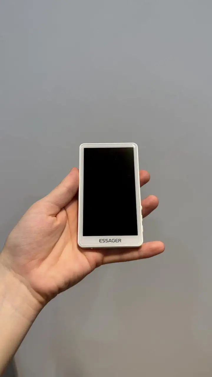 Дублирующий экран Essager для селфи и рилс