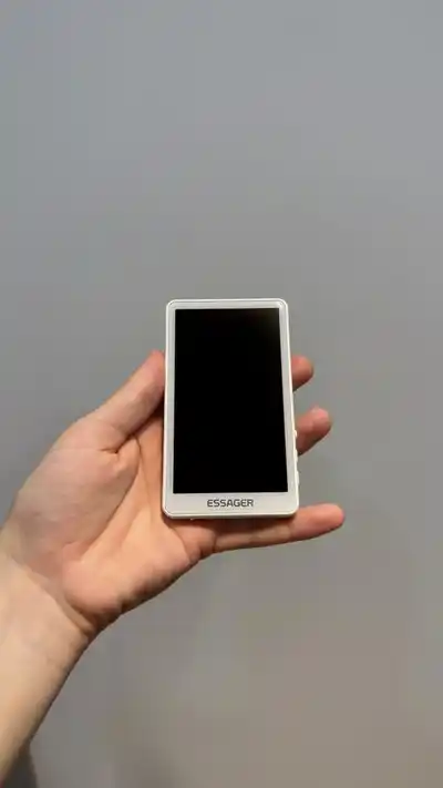 Дублирующий экран Essager для селфи и рилс