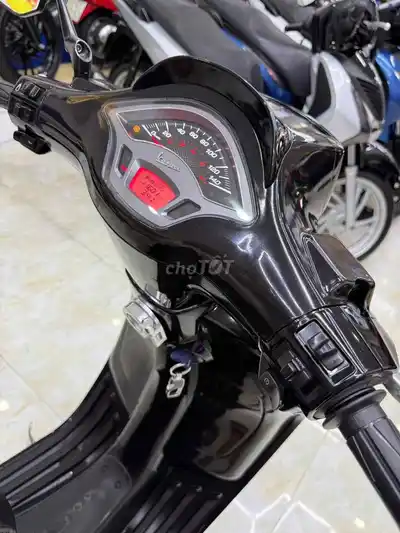 Piaggio Vespa Sprint iget abs 2022 Черный глянцевый