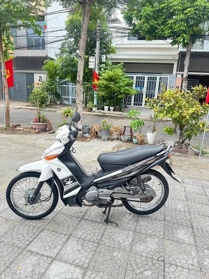Yamaha Taurus, белый