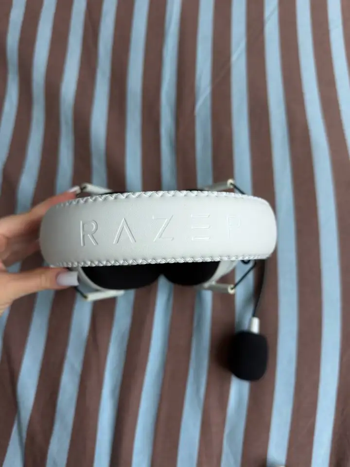 Наушники Razer BlackShark V2 Pro