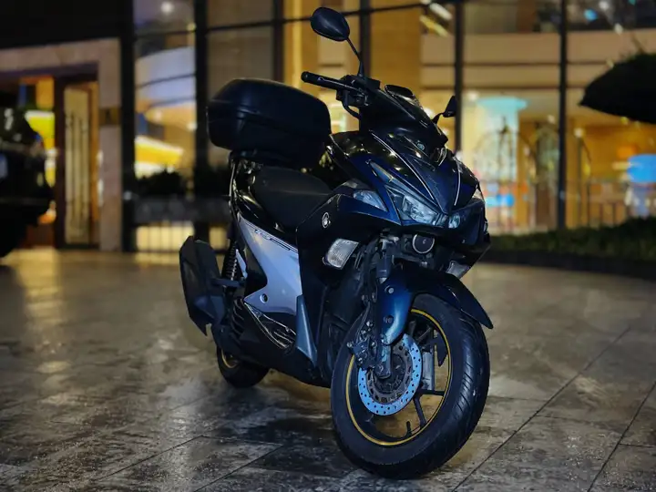 Yamaha NVX 2017