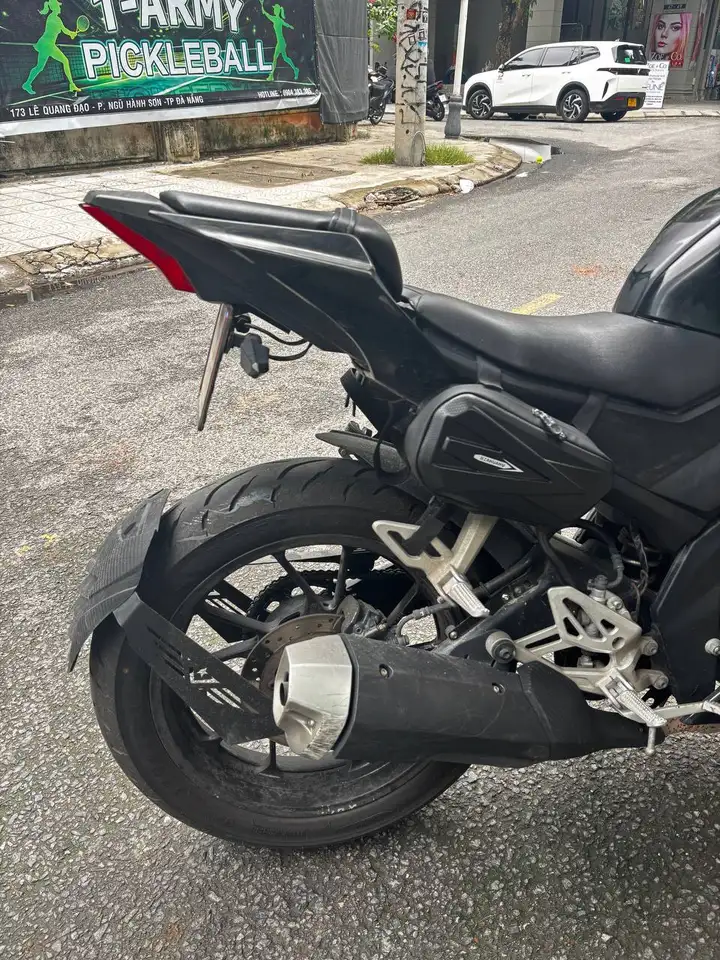 Yamaha R15 v3 2021