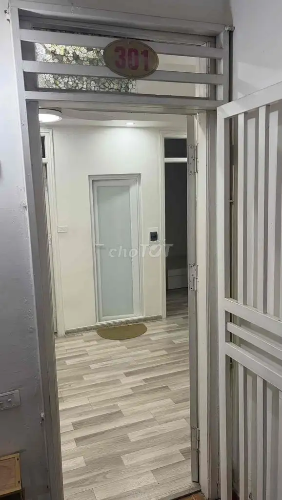 Собственник продаёт квартиру в доме на фо Джап Нят, район Тхань Суан