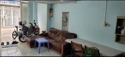 Аренда дома 1 этаж + 1 этаж — просторный, ул. То Хиен Тхань, р-н 10