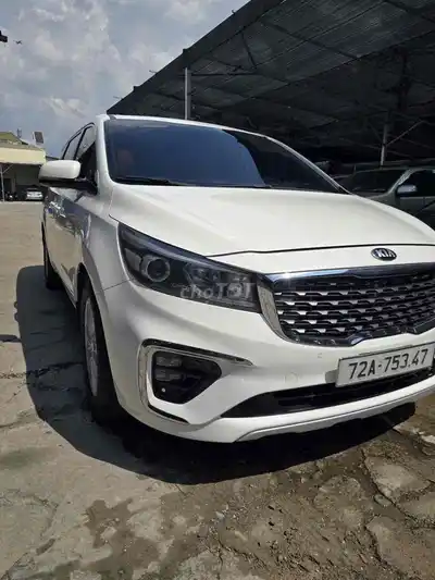KIA Sedona 2017 полная комплектация