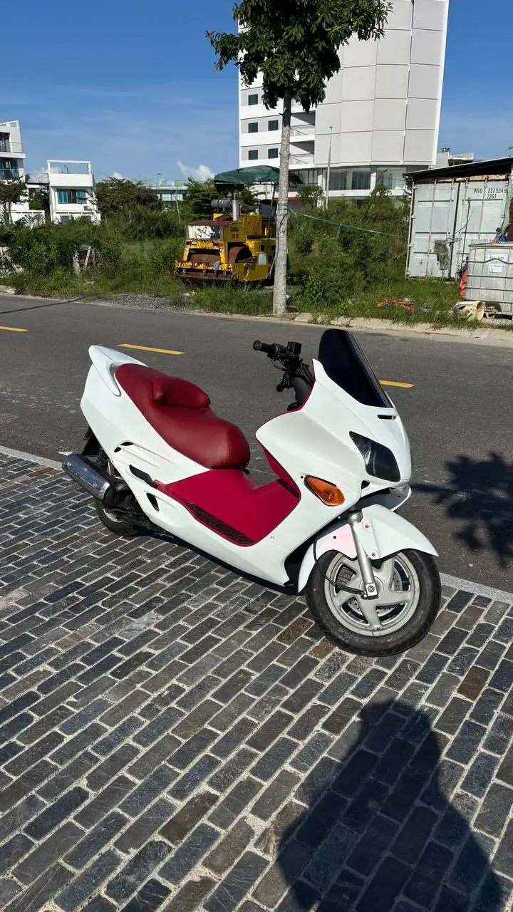 Honda Forza 250