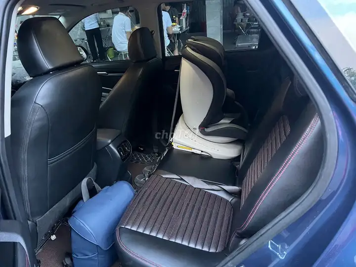 Kia Sonet Premium 2023, зеленый