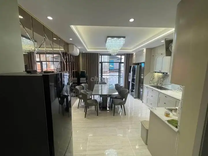 Дом 6 этажей с лифтом, Нгок Кхань, Бадинь, 40м2, авто у двери