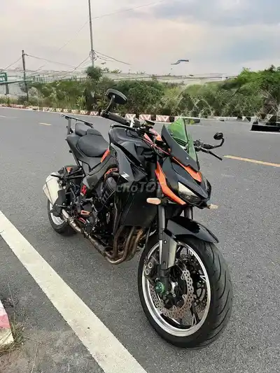 Kawasaki Z1000 2013 чёрно-оранжевый, новый пластик