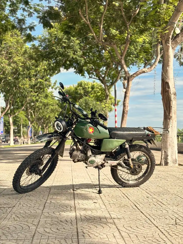 Honda Custom 125cc