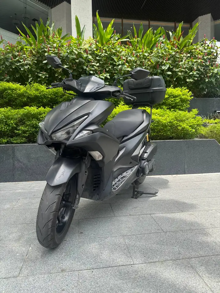 Yamaha NVX 155 — Full Black