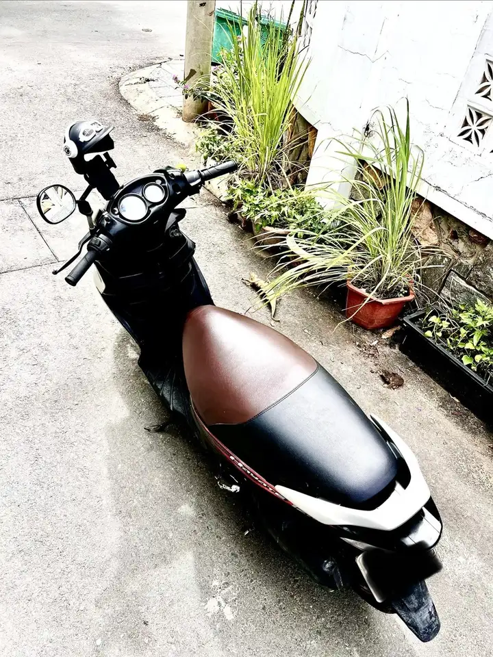 Скутер Suzuki Hayate 125