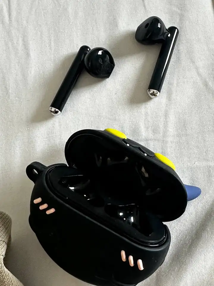 Huawei Freebuds SE 2 и Freebuds 3