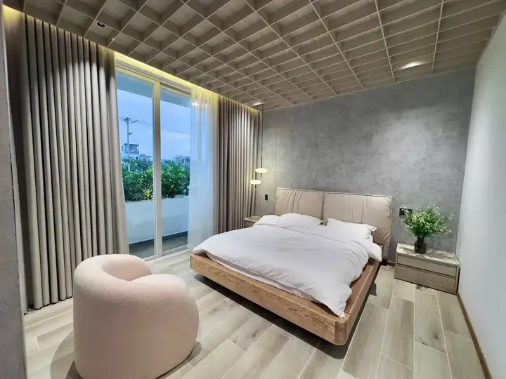 Аренда дома 4 этажа, 4 спальни, 75 м², Ngu Hanh Son