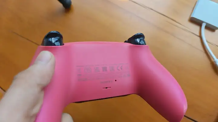 DualSense для PS5 — розовый