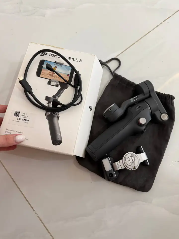 DJI Osmo Mobile 8