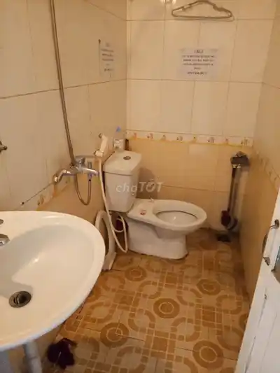 Комната с мебелью и балконом, Зiai Фонг, Хоангмай