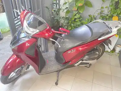 Honda SH 2019 CBS, красно-черный