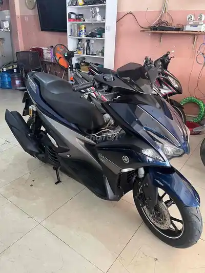 Мотоцикл Yamaha NVX 155 2017 сине-черный