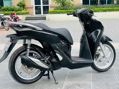 Мопед Honda SH Черный 125cc в отличном состоянии