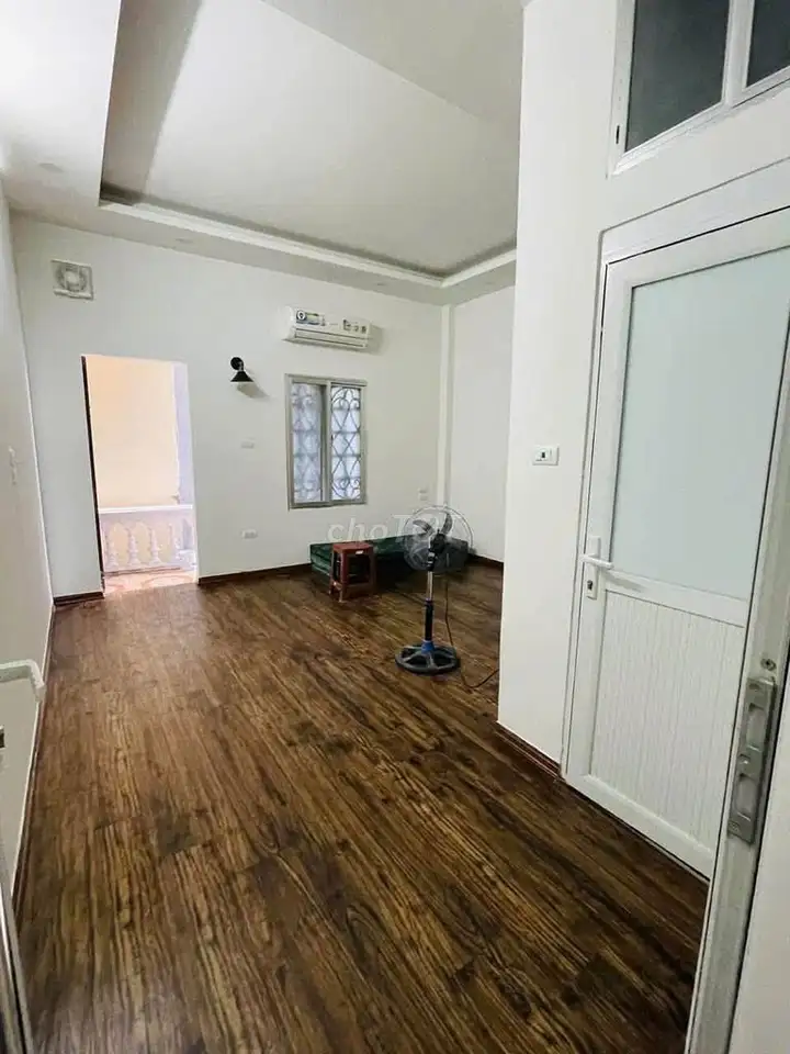 Cho thuê nhà 4 tầng Kim Mã, Ba Đình, 35m2