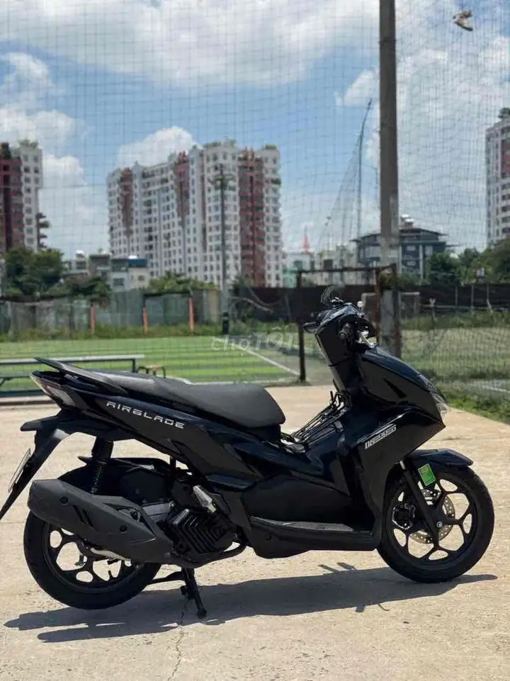 Honda Air Blade 125 2026 Черный 8000 км