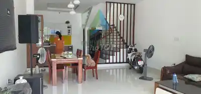 Дом с 3 спальнями на улице Ле Хыу Чак
