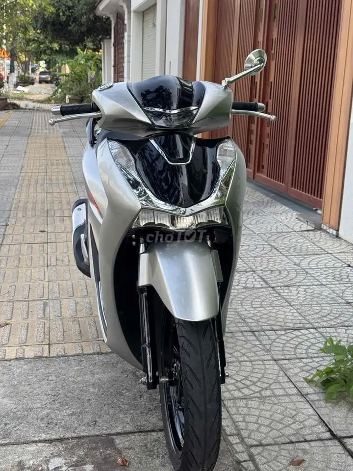 Honda SH 125 2021 серый черный обмен на другие мотоциклы