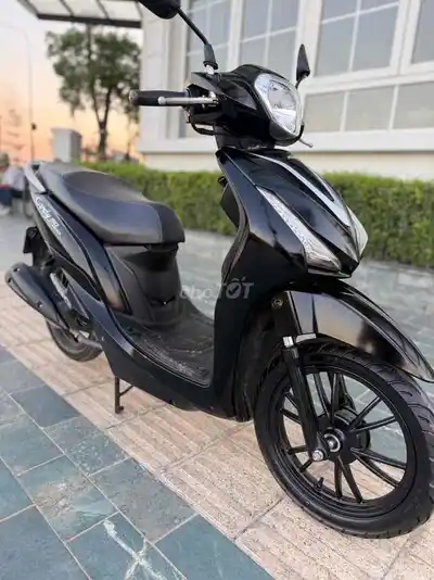 Kymco Candy Hermosa 50cc 2025 черный 3000 км